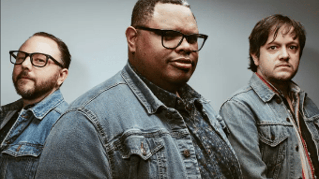 J Isaiah Evans & The Boss Tweed w/ VOLK