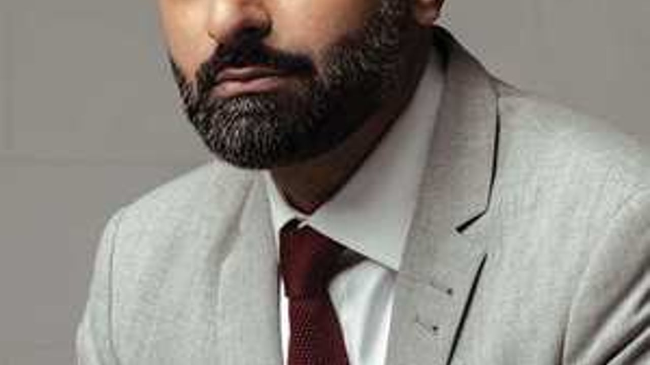 Tez Ilyas @ Frog & Bucket Comedy Club