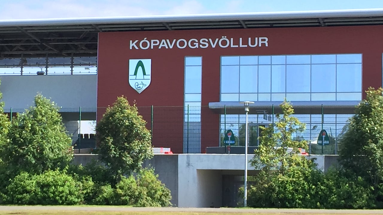 Eikarvöllurinn