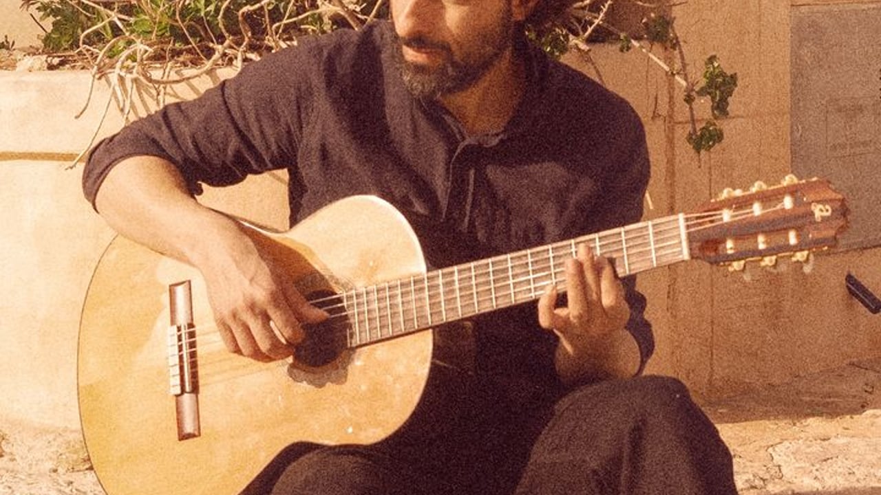 José González