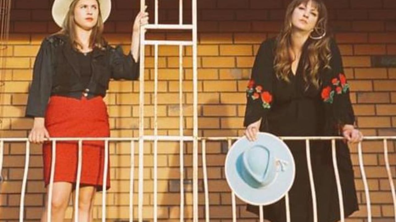 Hana & Jessie-Lee’s Bad Habits