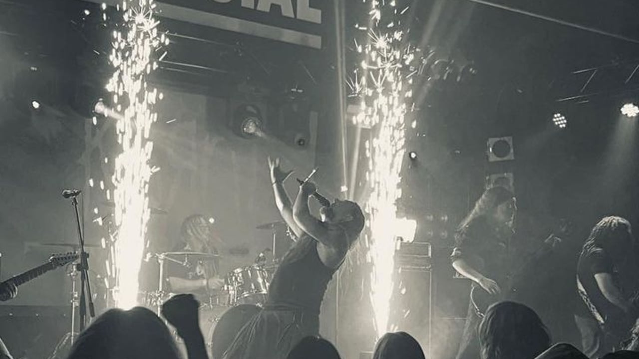 Freaks On A Leash - KoRn Tribute PERTH