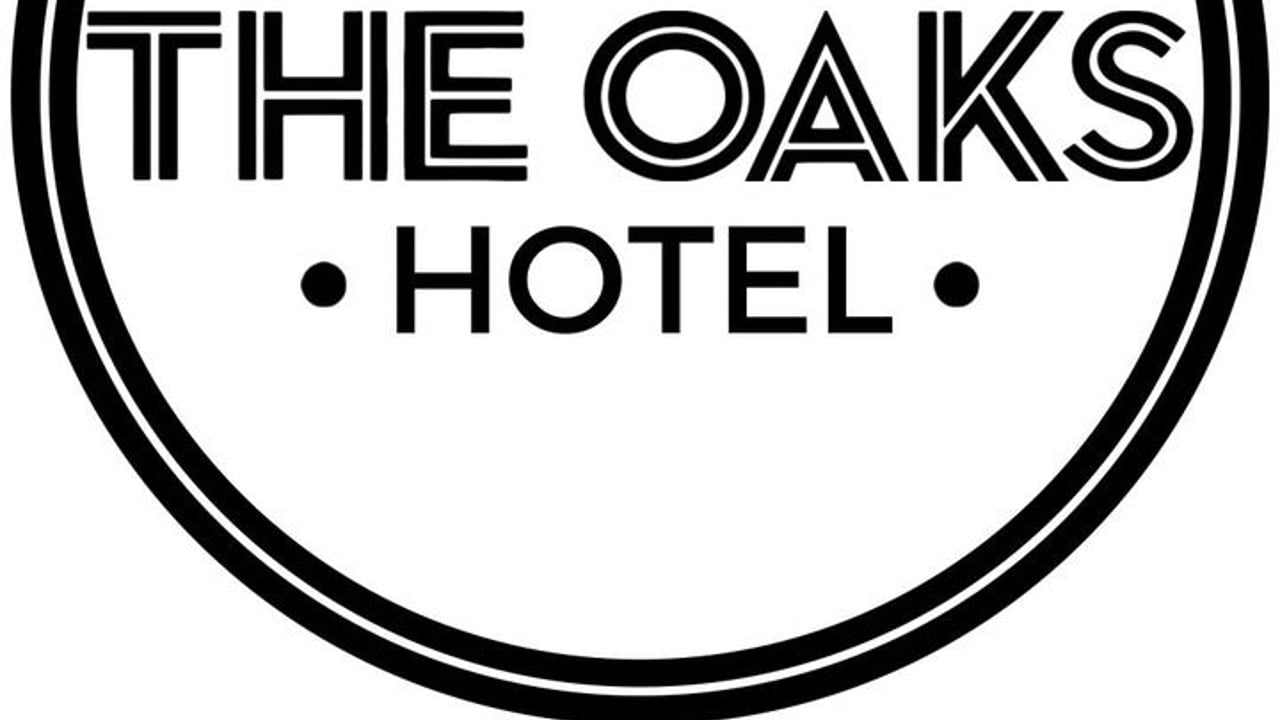 Oaks Hotel Motel