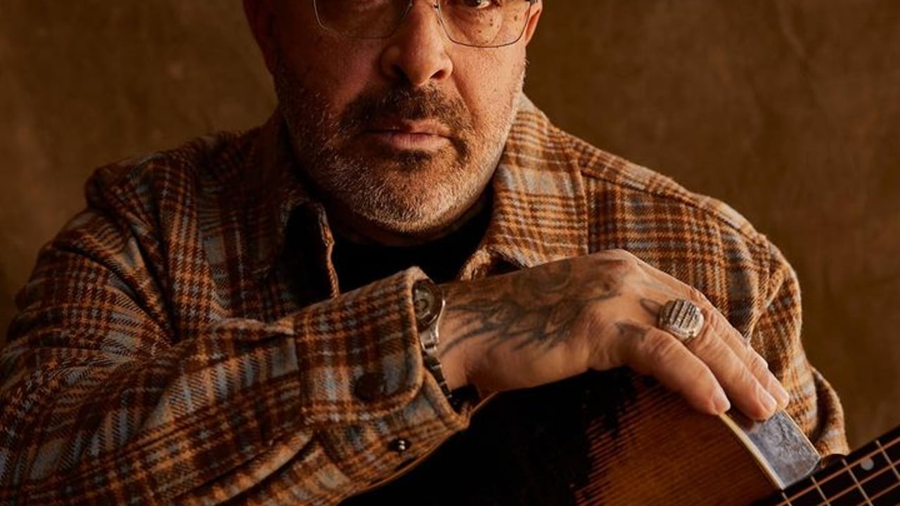 Aaron Lewis