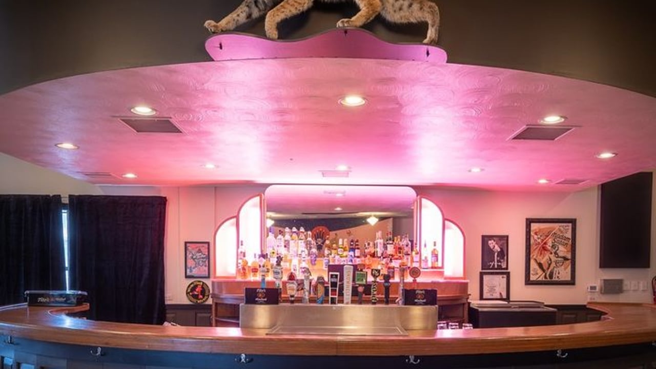 Skylark Lounge