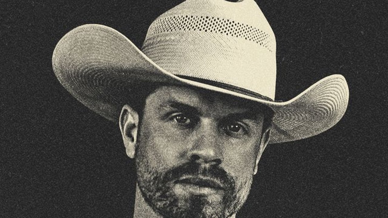 Dustin Lynch