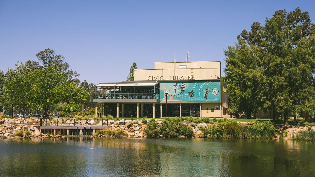 Wagga Wagga Civic Theatre