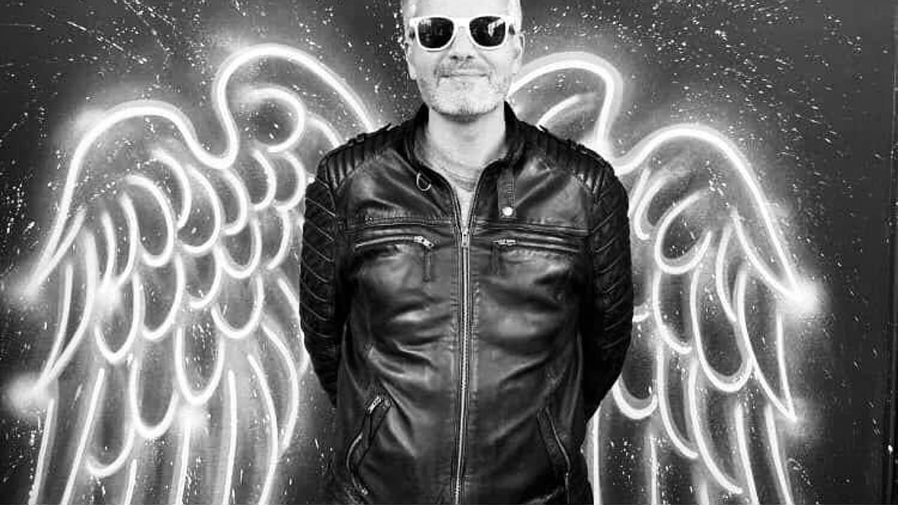 Mike Ramone "official"