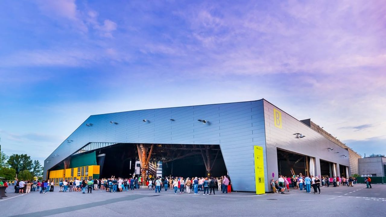 Freiluftarena B