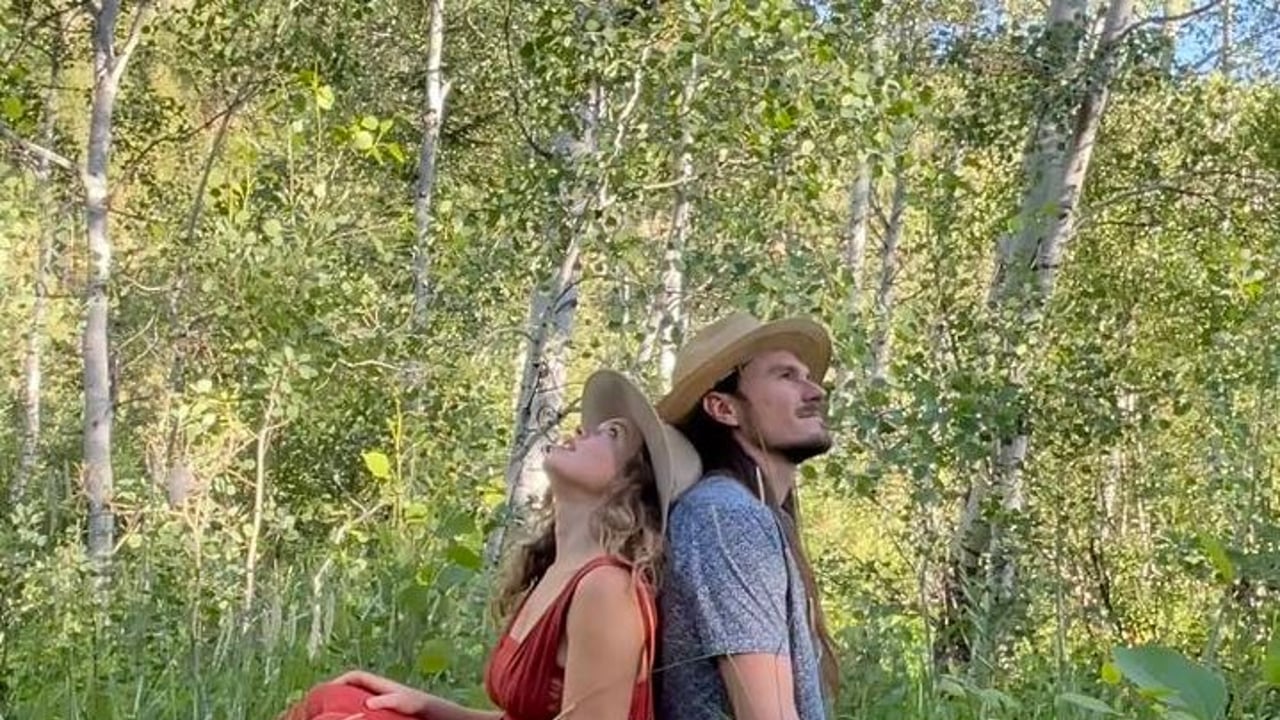 Andy Babb & Lara Elle Music