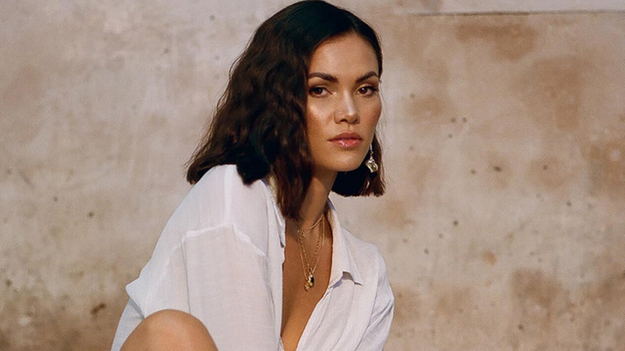 Sinead Harnett