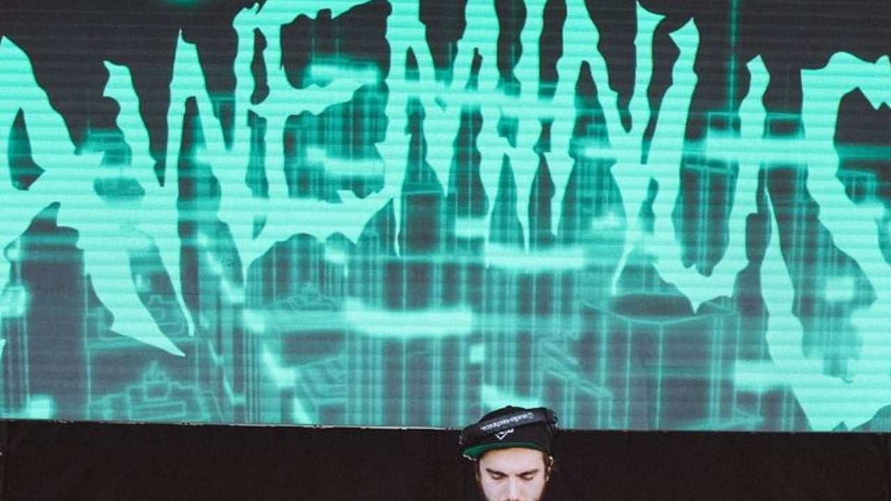 Aweminus