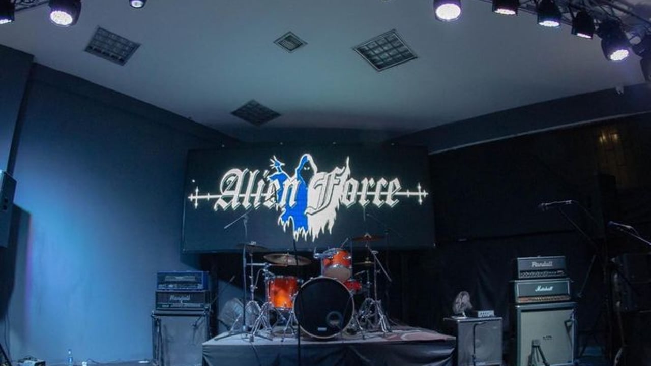 Alien Force + Animalyze