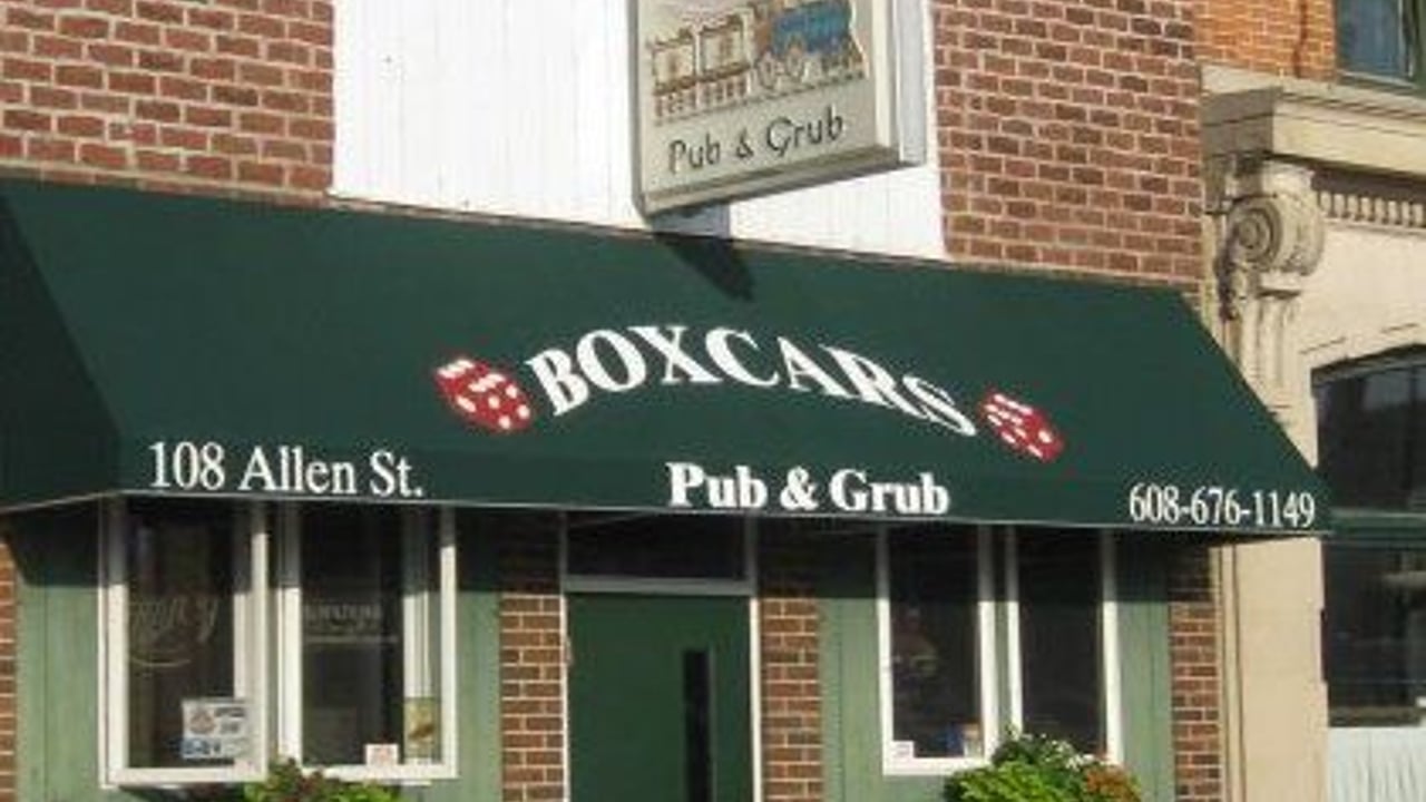 BOXCARS Pub & Grub