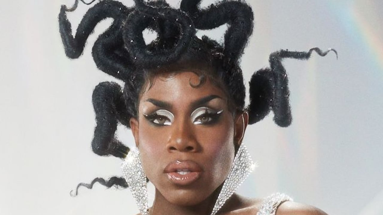 Monét X Change