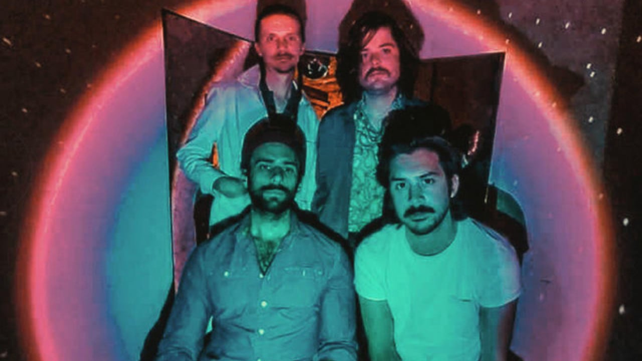 Mo Lowda & The Humble