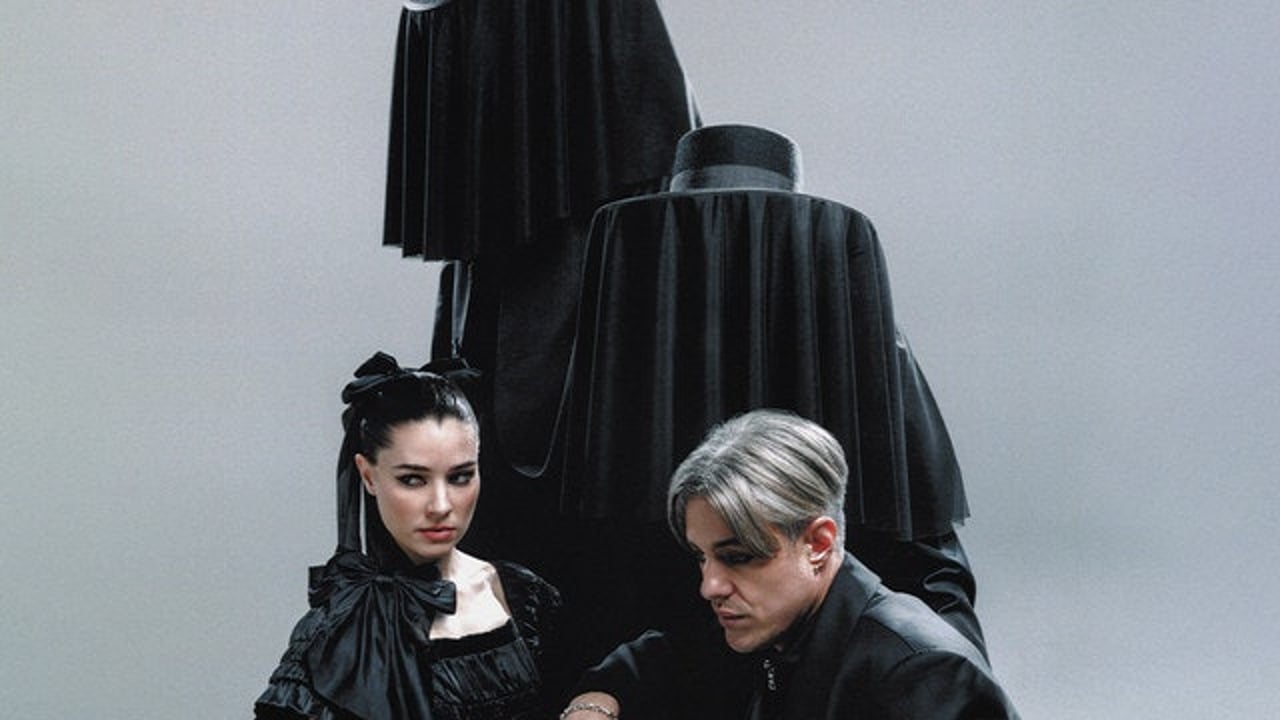 Confidence Man