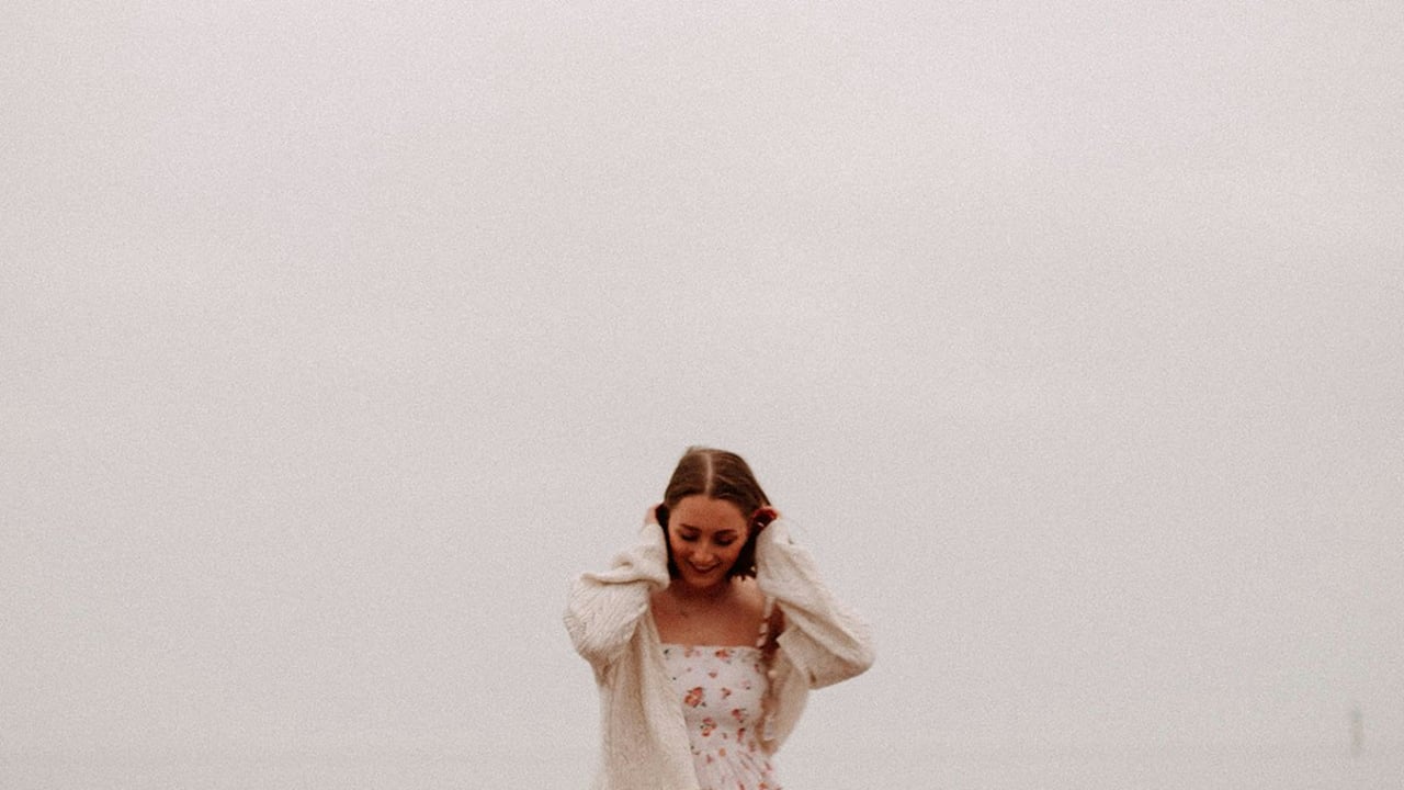 Áine Deane