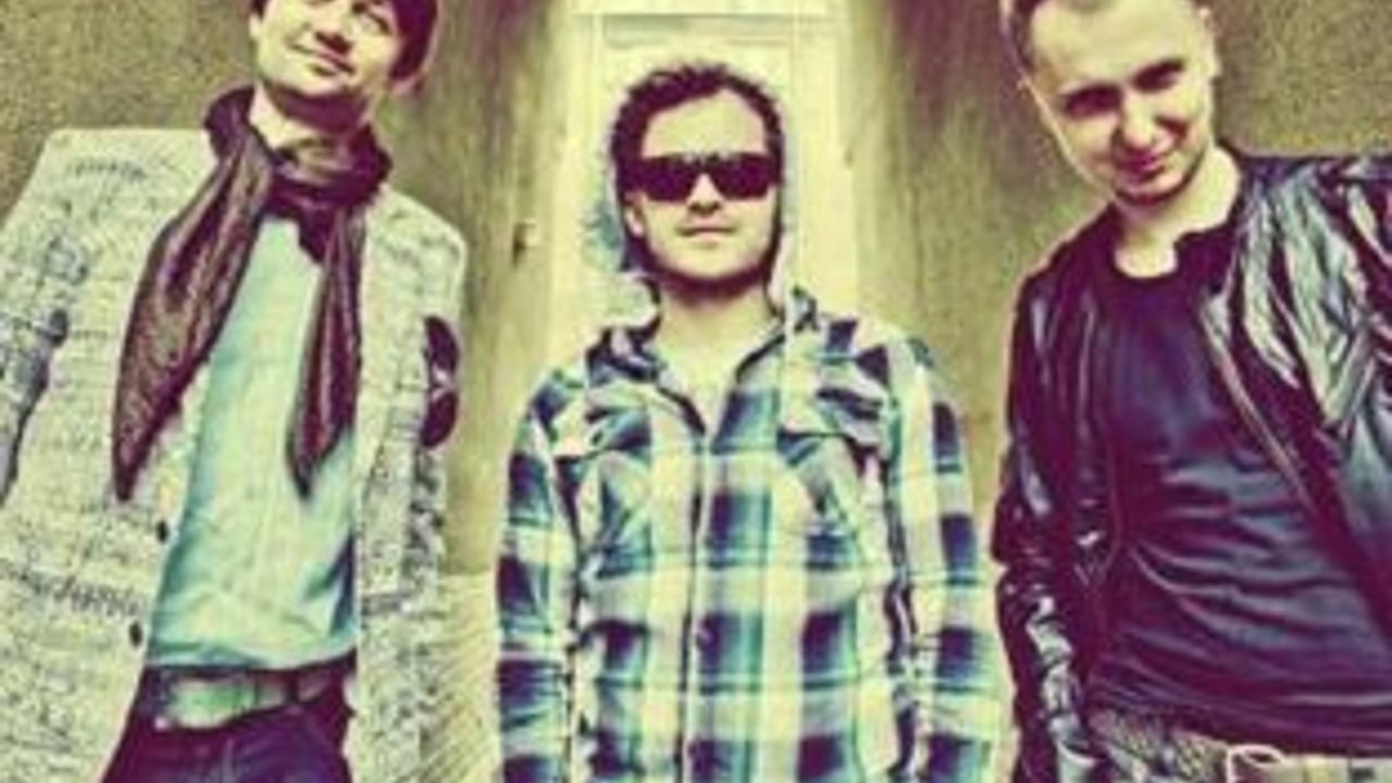 Superluminal