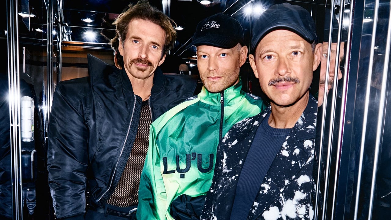 Whomadewho