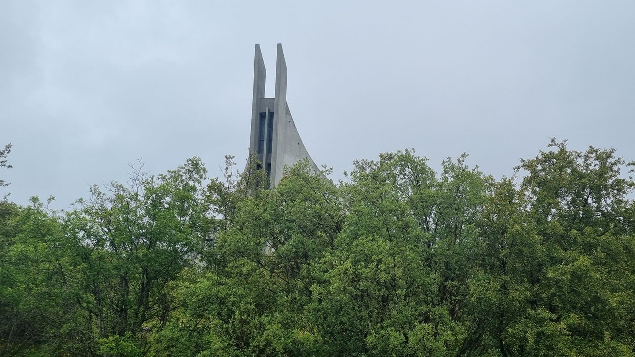 Áskirkja í Reykjavík