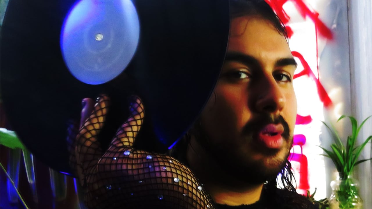MIRA MIRA