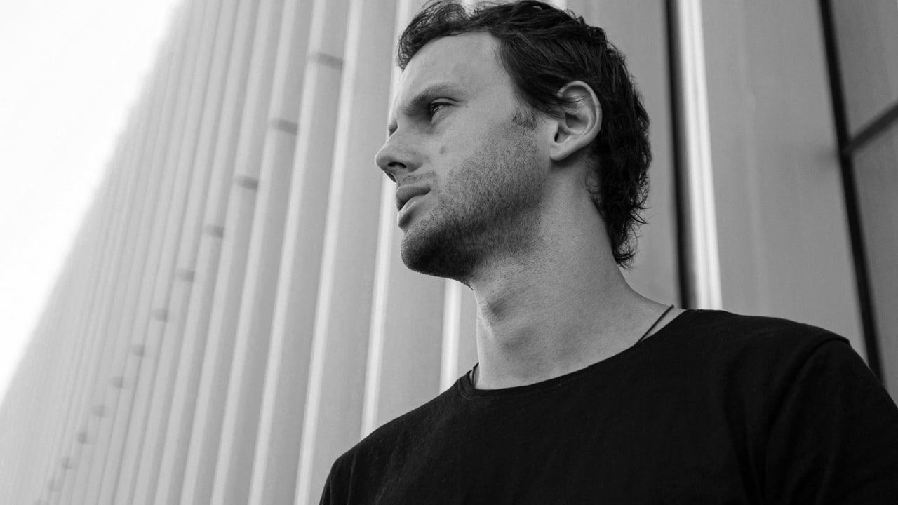 Simon Vuarambon