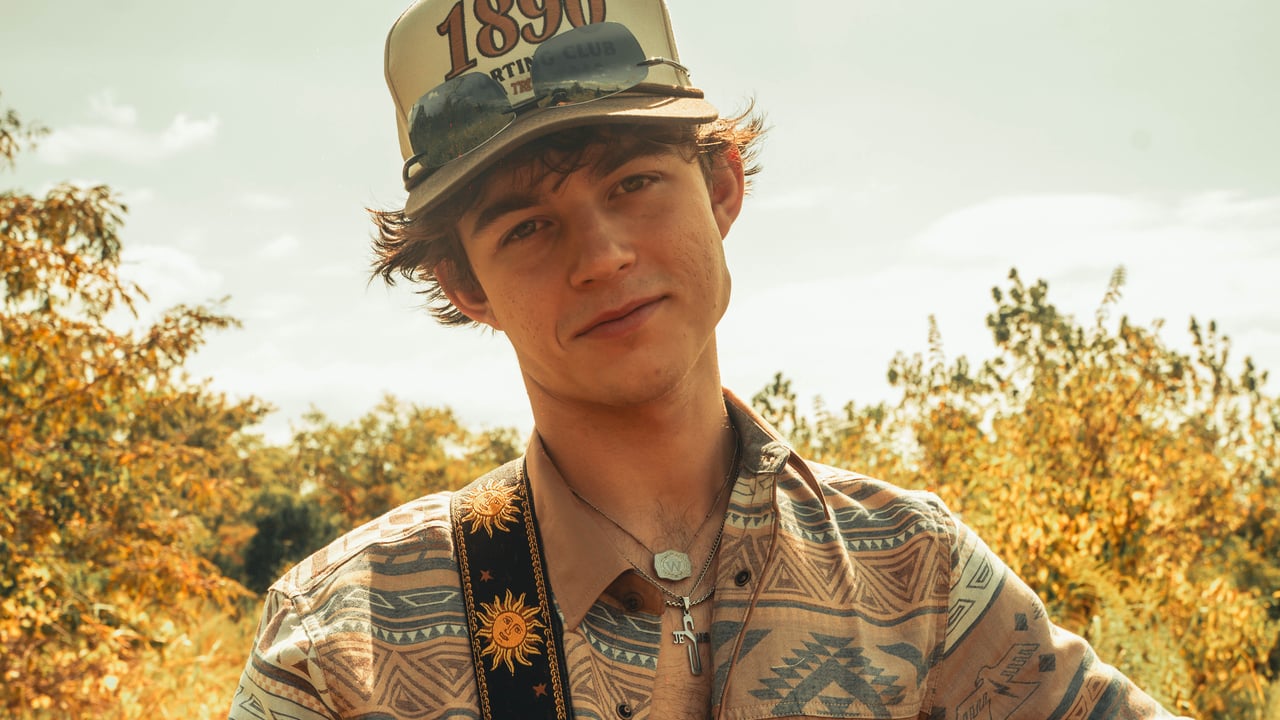 Waylon Wyatt - Everywhere Under The Sun