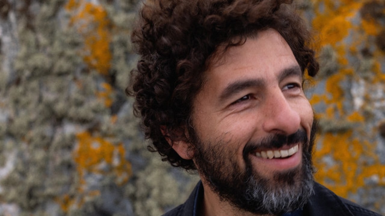 José González