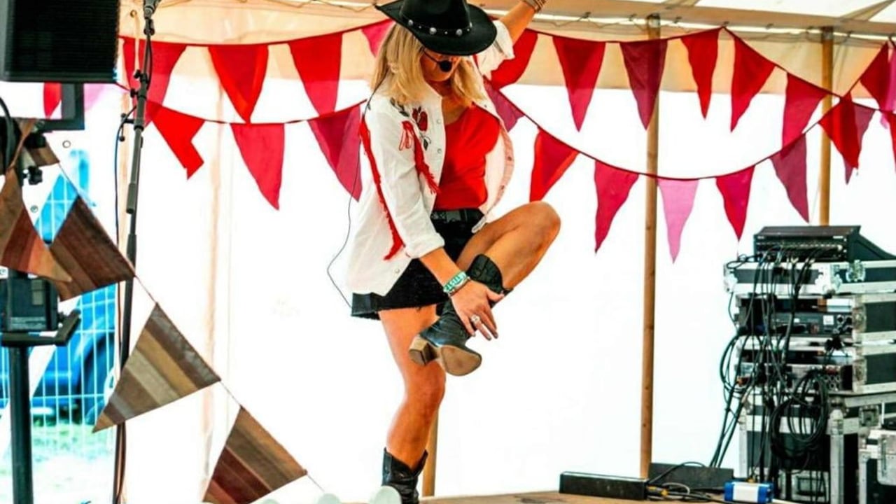 Line dancing