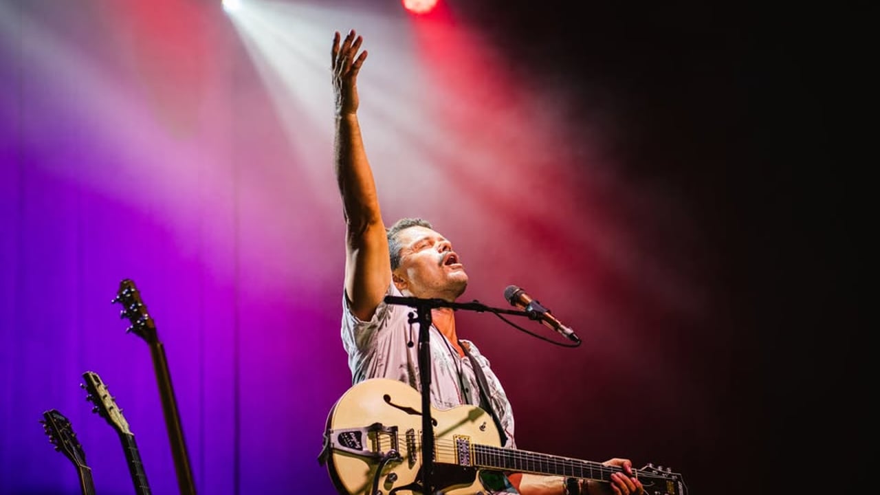 Ash Grunwald @ Princess Theatre, Woolloongabba
