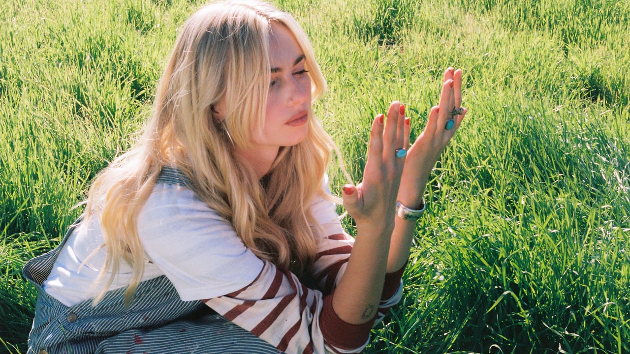 Spotlight: Claire Rosinkranz +