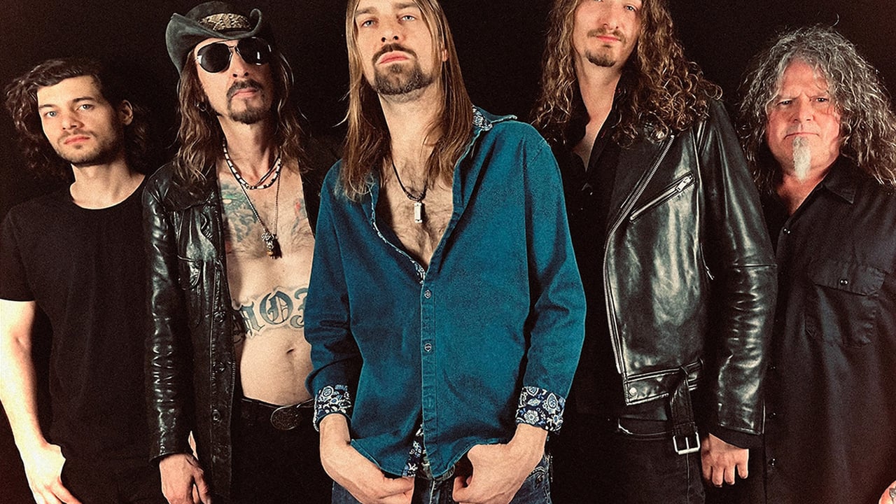 Ten Ton Mojo Performing with Texas Hippie Coalition On Arties Bar and
