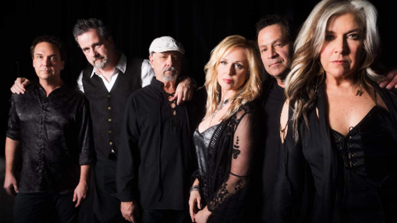 World Turning Band “The Live Fleetwood Mac Experience"