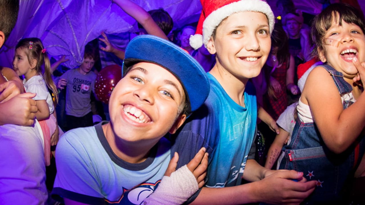 Big Fish Little Fish - Norwich Family Rave Xmas Special (2 Bad Mice)