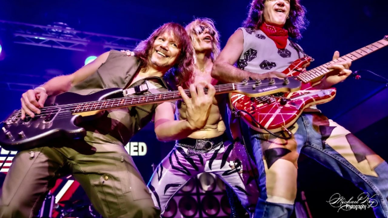 COMPLETELY UNCHAINED - The Ultimate Tribute to VAN HALEN