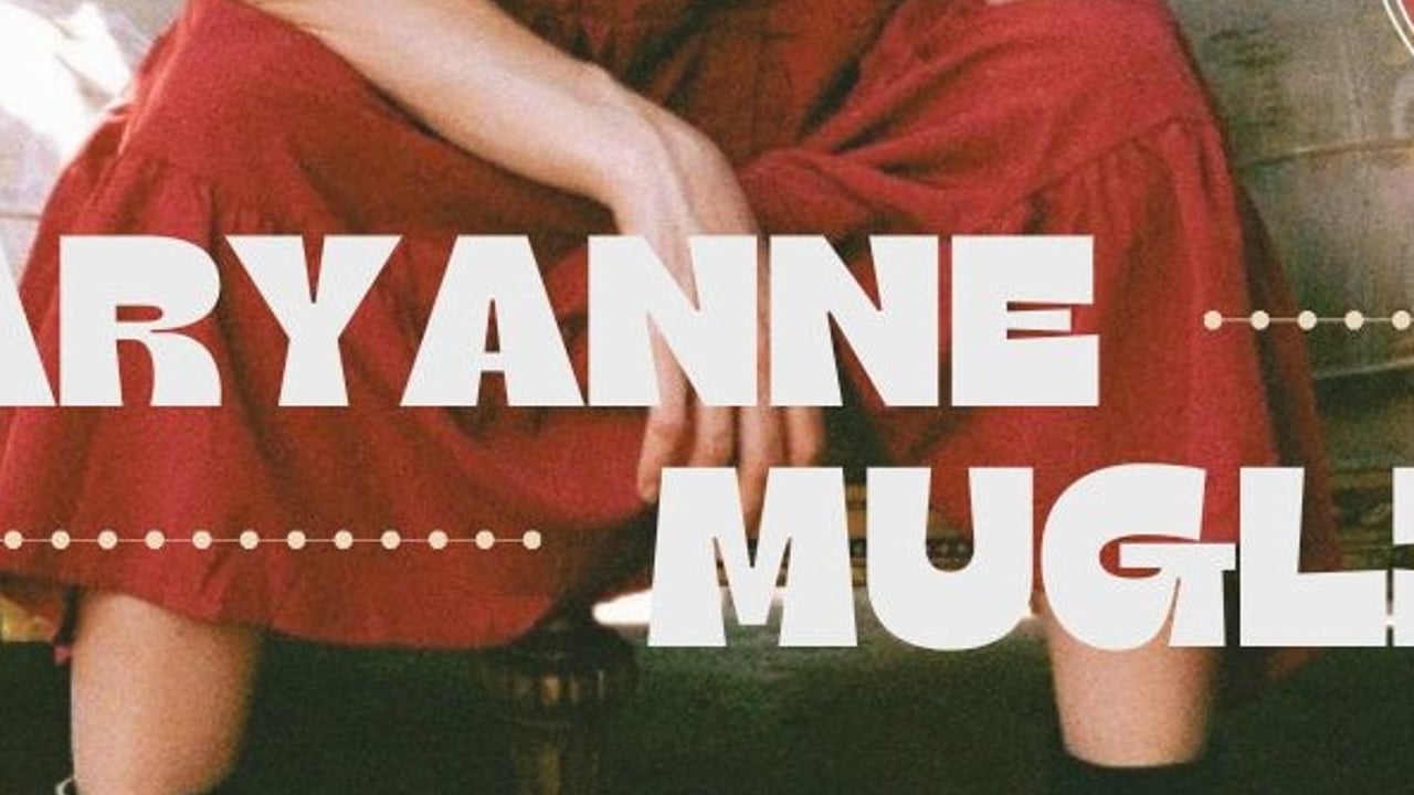 MaryAnne Muglia, Phoebe Katis