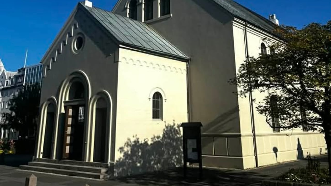 Messa alla sunnudaga í Dómkirkjunni