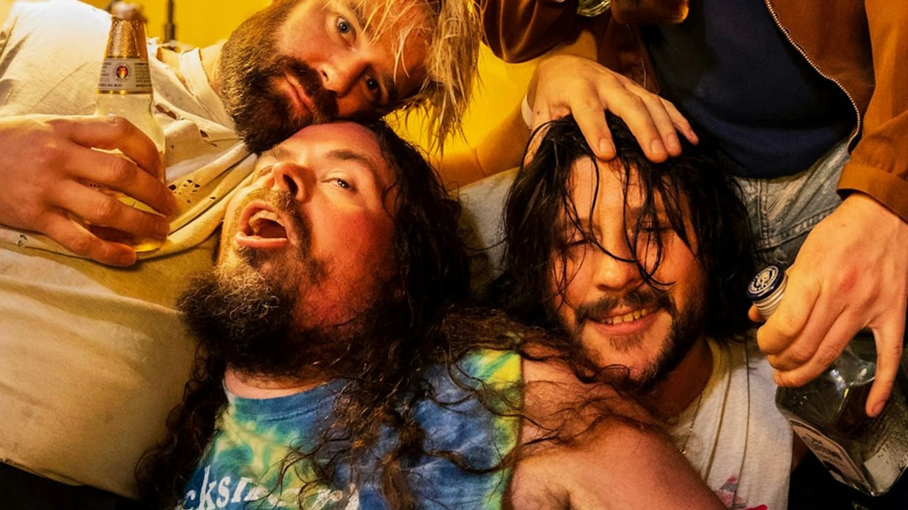 WAVVES
