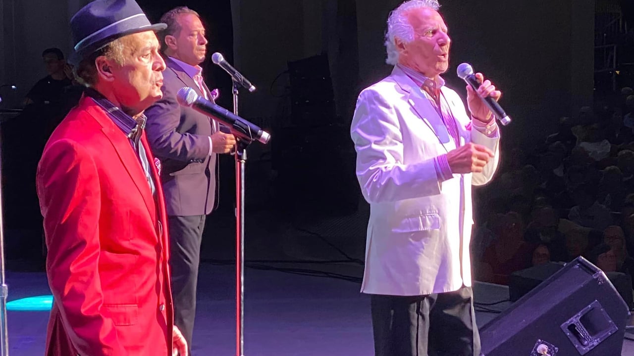 Holiday Doo Wop