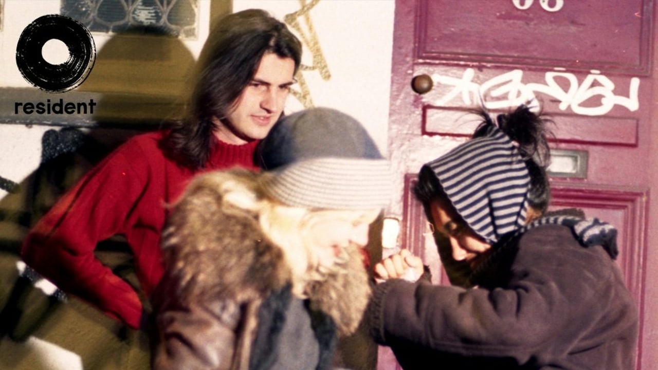 mary in the junkyard: Live + Signing