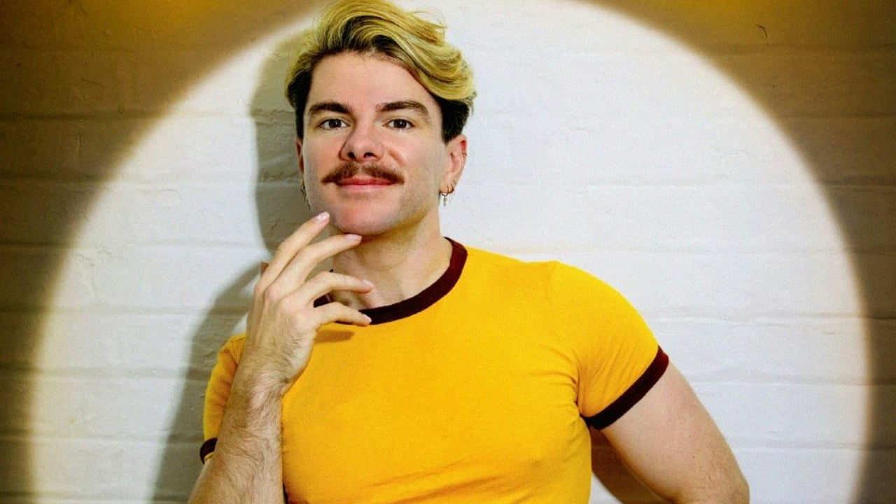 Christopher Hall: Pizazz