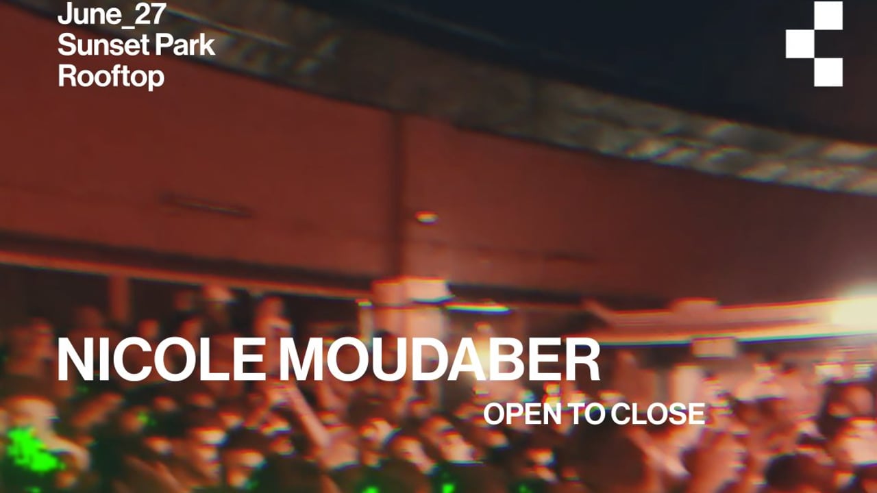 Teksupport: Nicole Moudaber (open to close)
