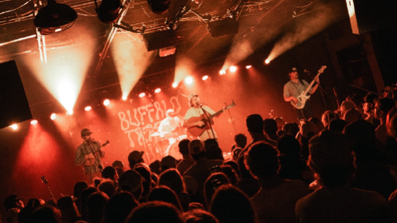 Buffalo Traffic Jam - Pictures of You Tour