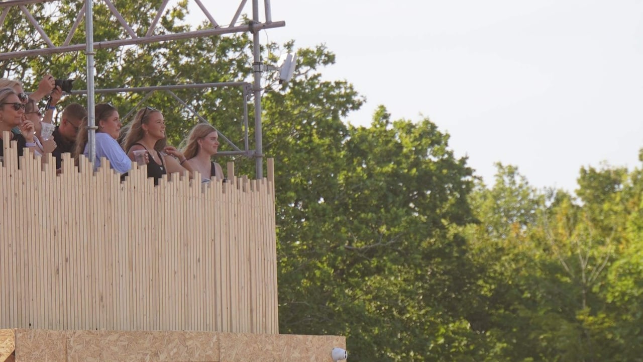 Wonderfestiwall 2026 - Blommetårnet foran Opalen