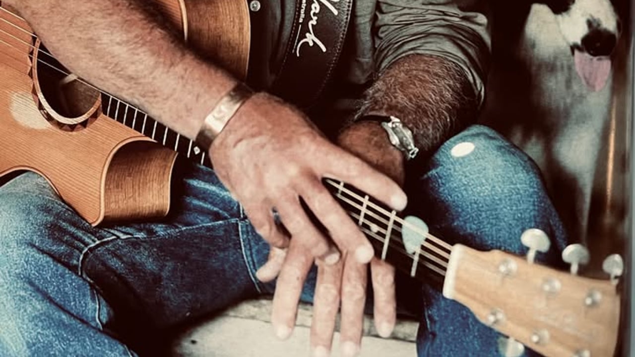 James Blundell: Up Close & Acoustic