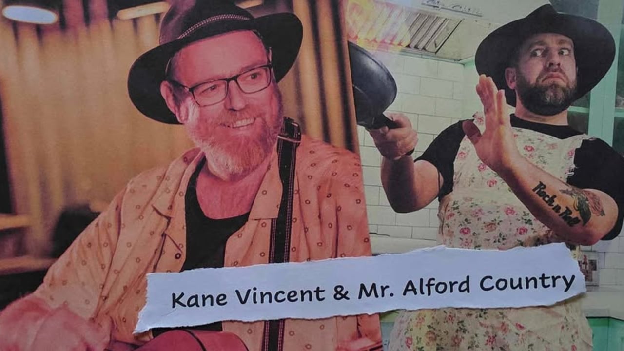 MR. ALFORD COUNTRY & KANE VINCENT in The House