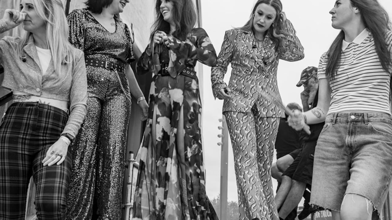 St Luke's Presents: The Laurettes