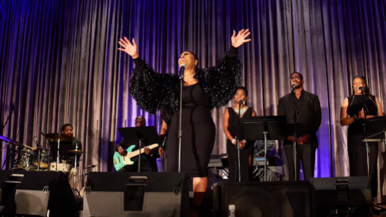 Kim Burrell