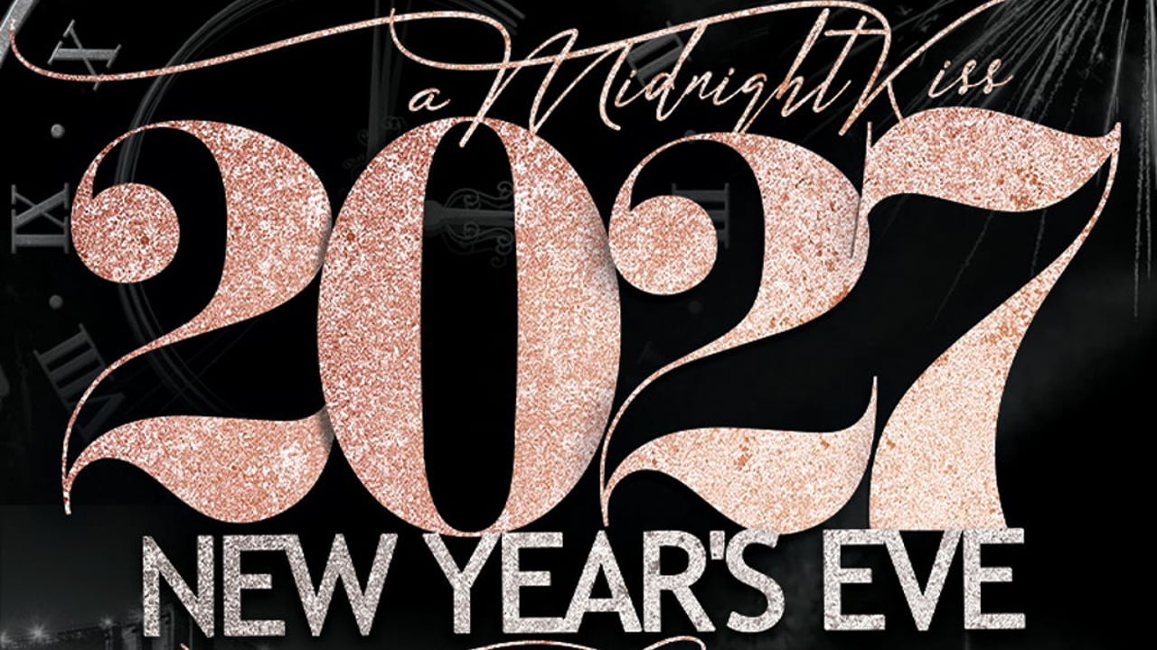 A Midnight Kiss New Year’s Eve Fireworks Countdown Cruise NYC